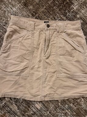 Vintage American Eagle Beige Corduroy Mini Skirt size 2
